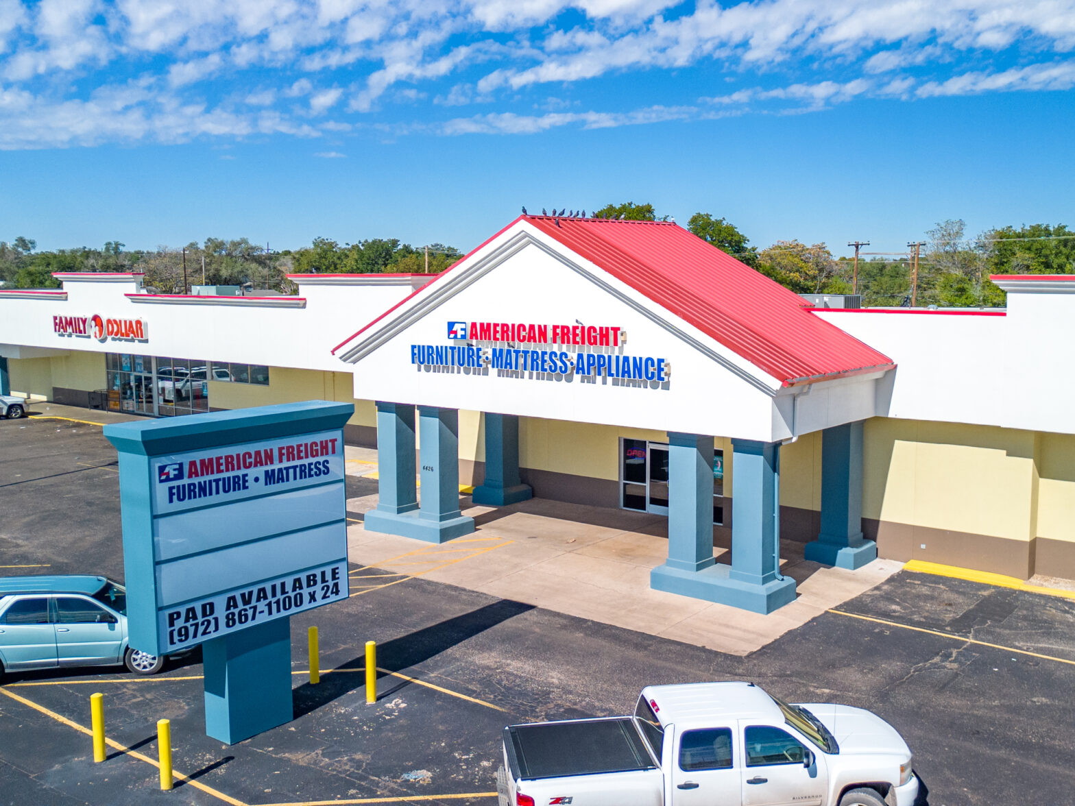 34th Street Shopping Center